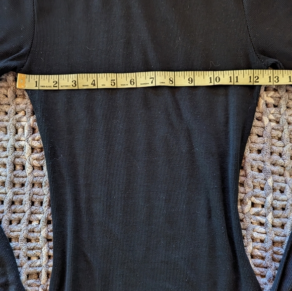 Skylar + Madison Black Long Sleeve Ribbed Mini Dress in size S - 3 for 20 $ - Picture 3 of 7